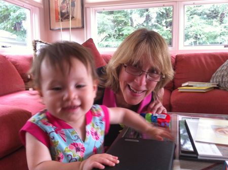 Grandma Jill did a great job keeping a smile on Maile Girl's face while Mommy was away in NYC...