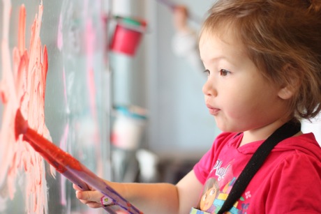 Painting on windows? Yes, please. (Hopefully, Maile Girl is also old enough to realize you can't just do this everywhere!)