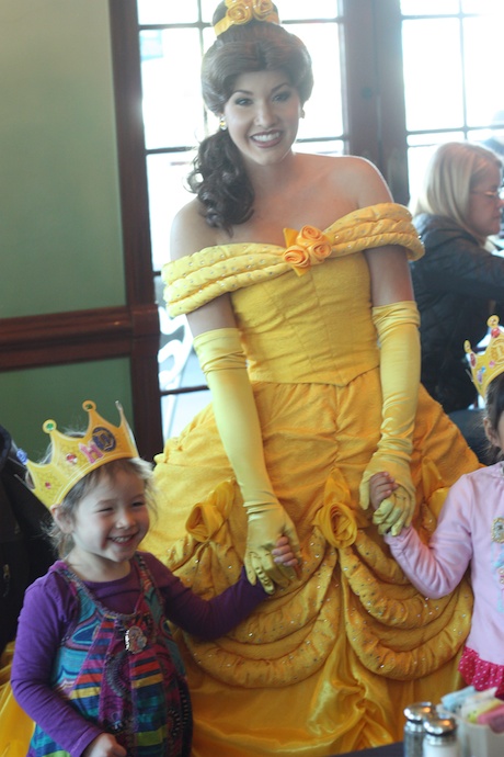 Maile Girl was particularly tickled to meet Belle - she has a Belle dress that Grandma and Papa gave her...
